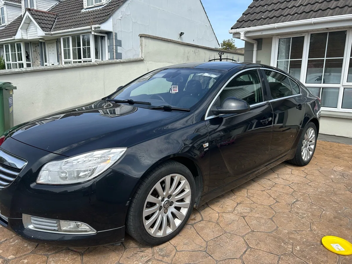 Vauxhall Insignia - Image 2