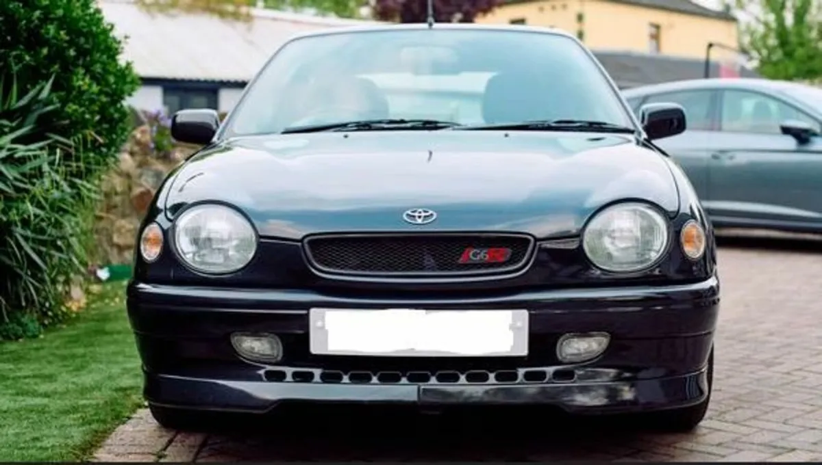 Toyota Corolla E11 97-02 Liftback Spoiler & Light - Image 2