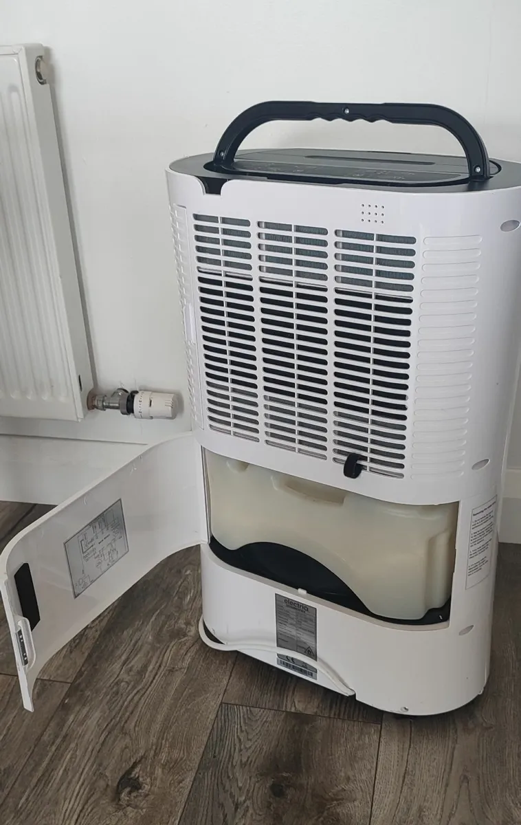 Dehumidifier & Air Purifier& UV and Plasma Ionizer - Image 3