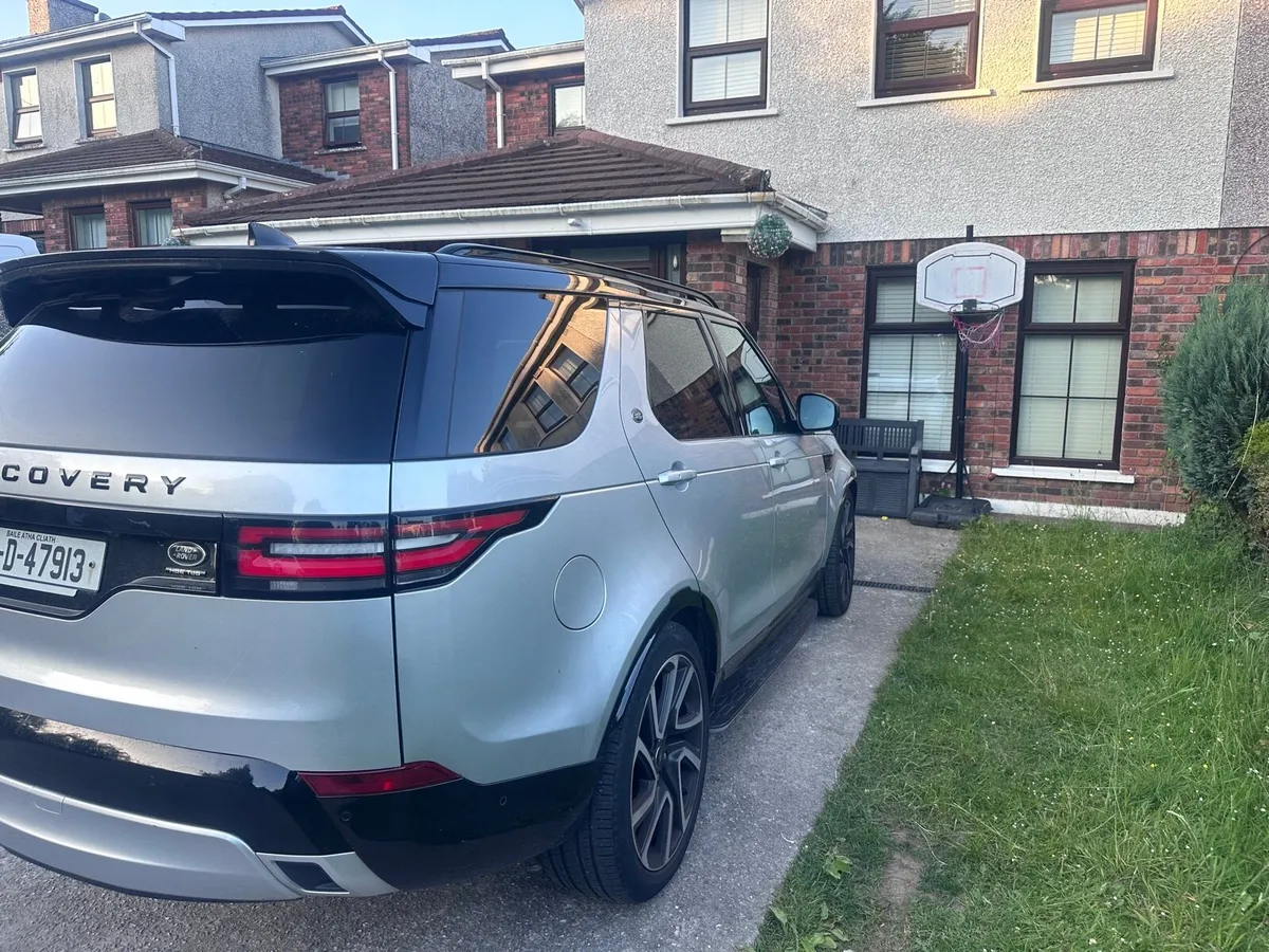 2018 Landrover Discovery 7 Seater - Image 3