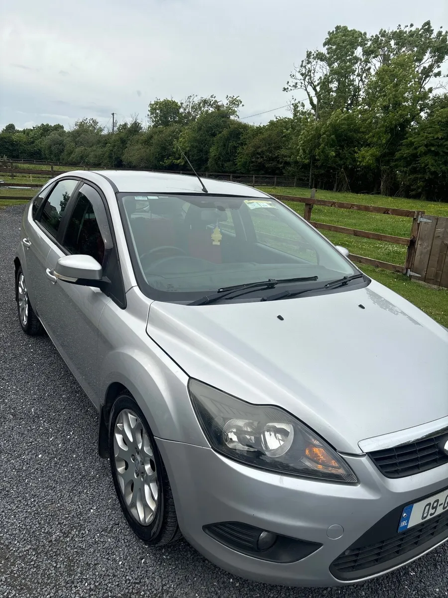 Ford Focus 2009 - Image 1