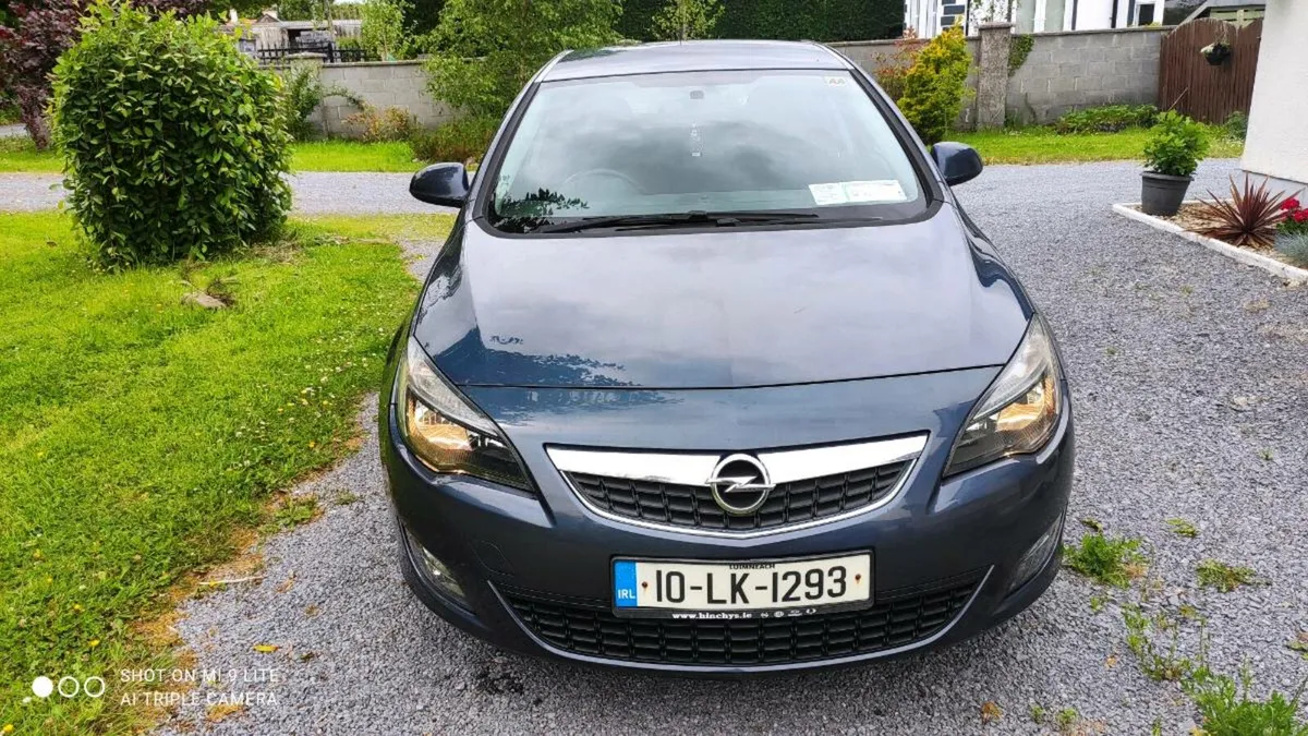 Opel Astra - Image 1