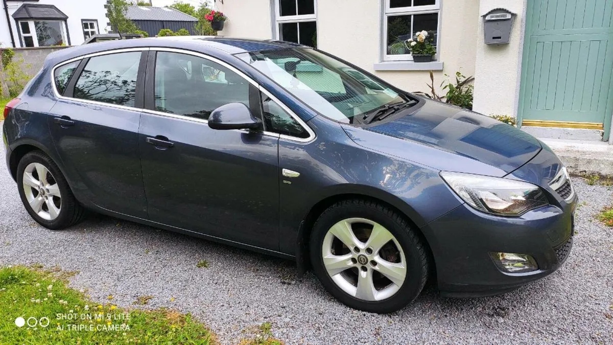Opel Astra - Image 2