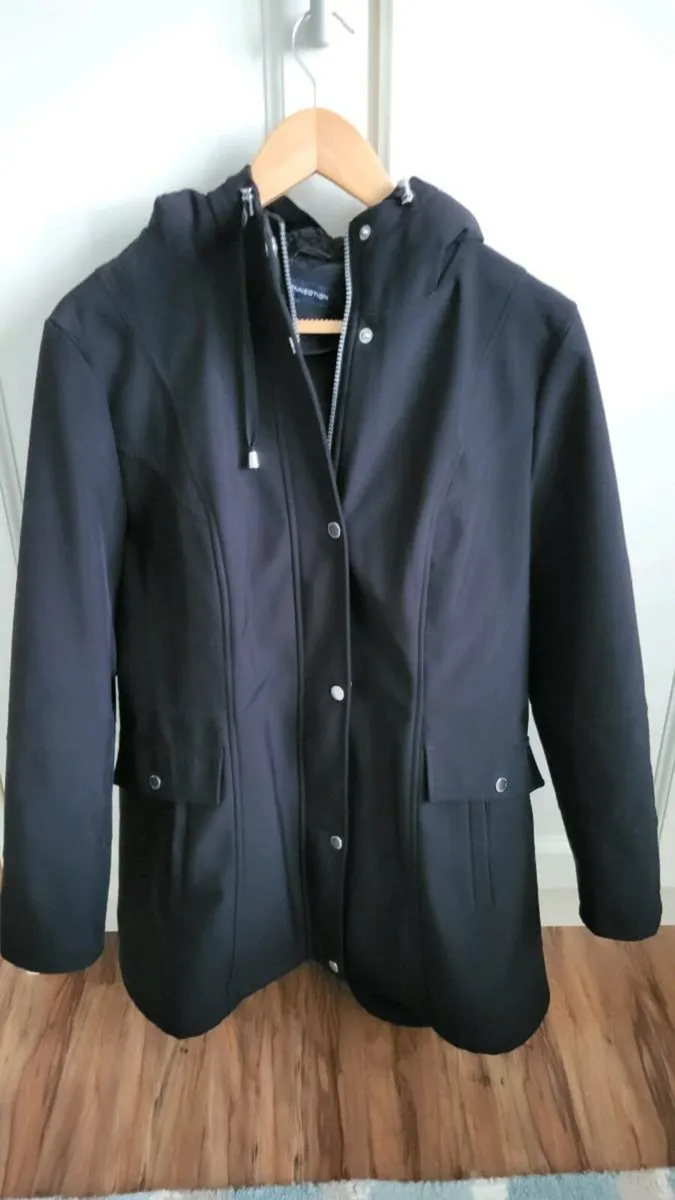 Ladies coat by French Connection. - Image 2