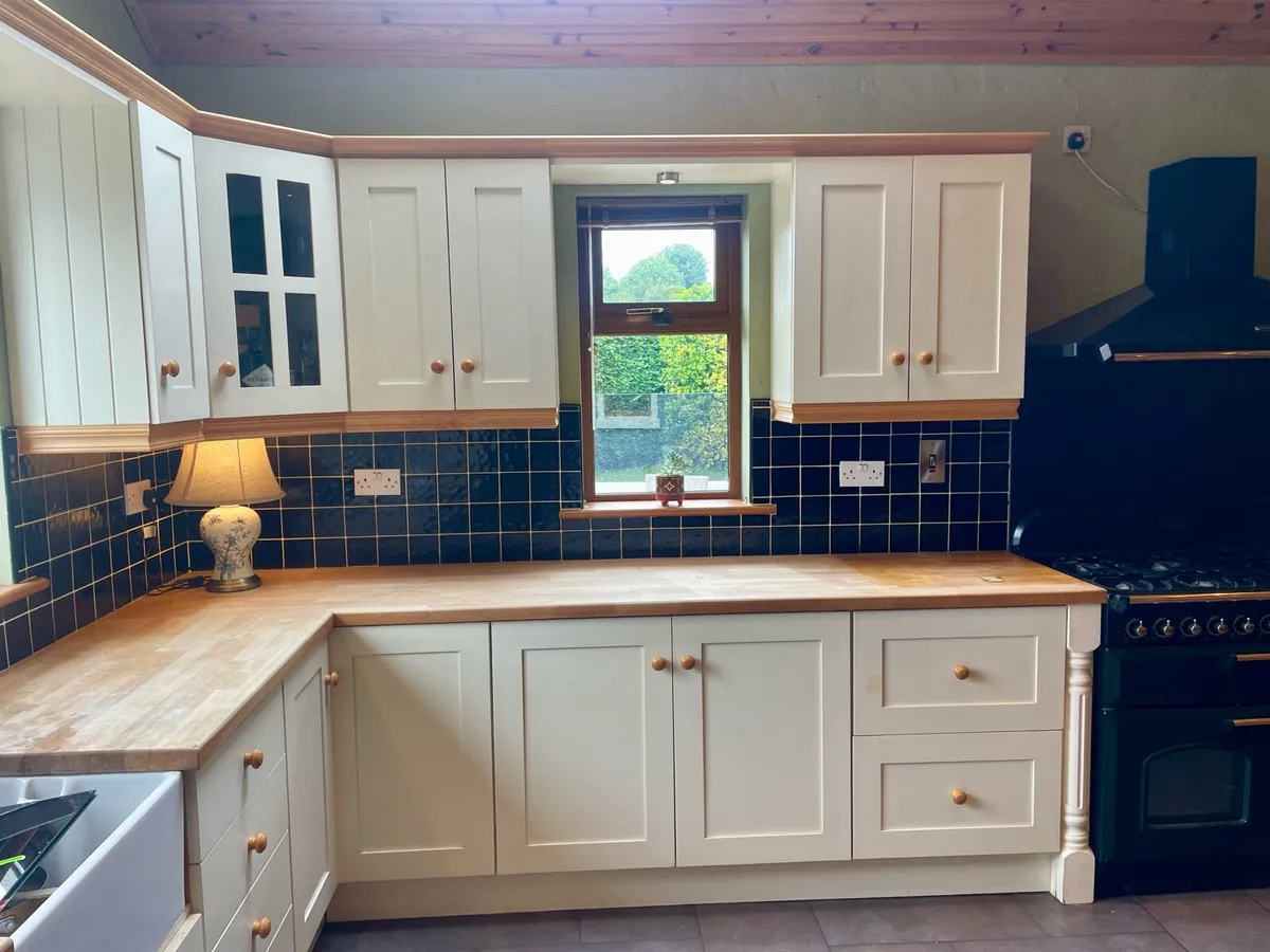 Complete kitchen units and Rangemaster cooker - Image 4