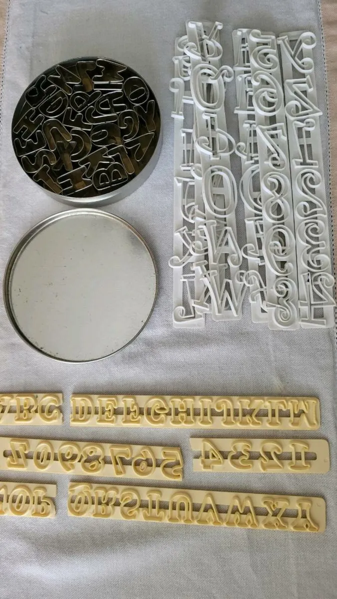 Letters & numbers for cake decorating