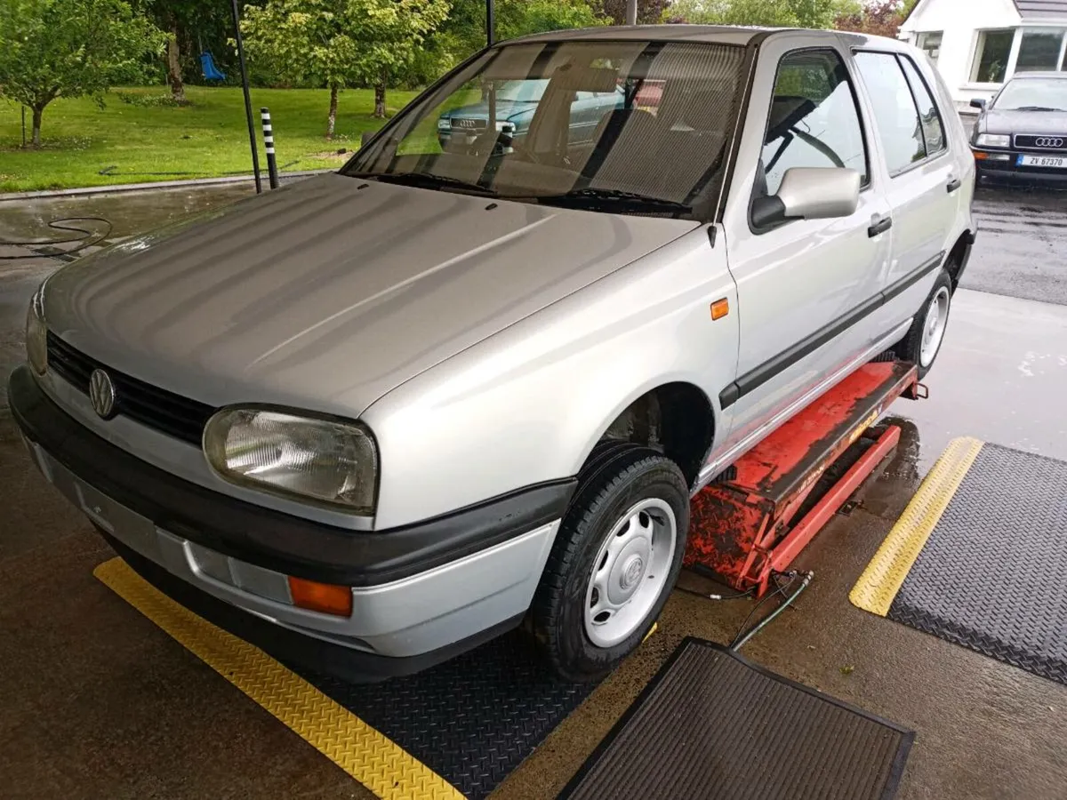 VW golf 1.8  +.  Merc 230.  + Audi 80 se - Image 1