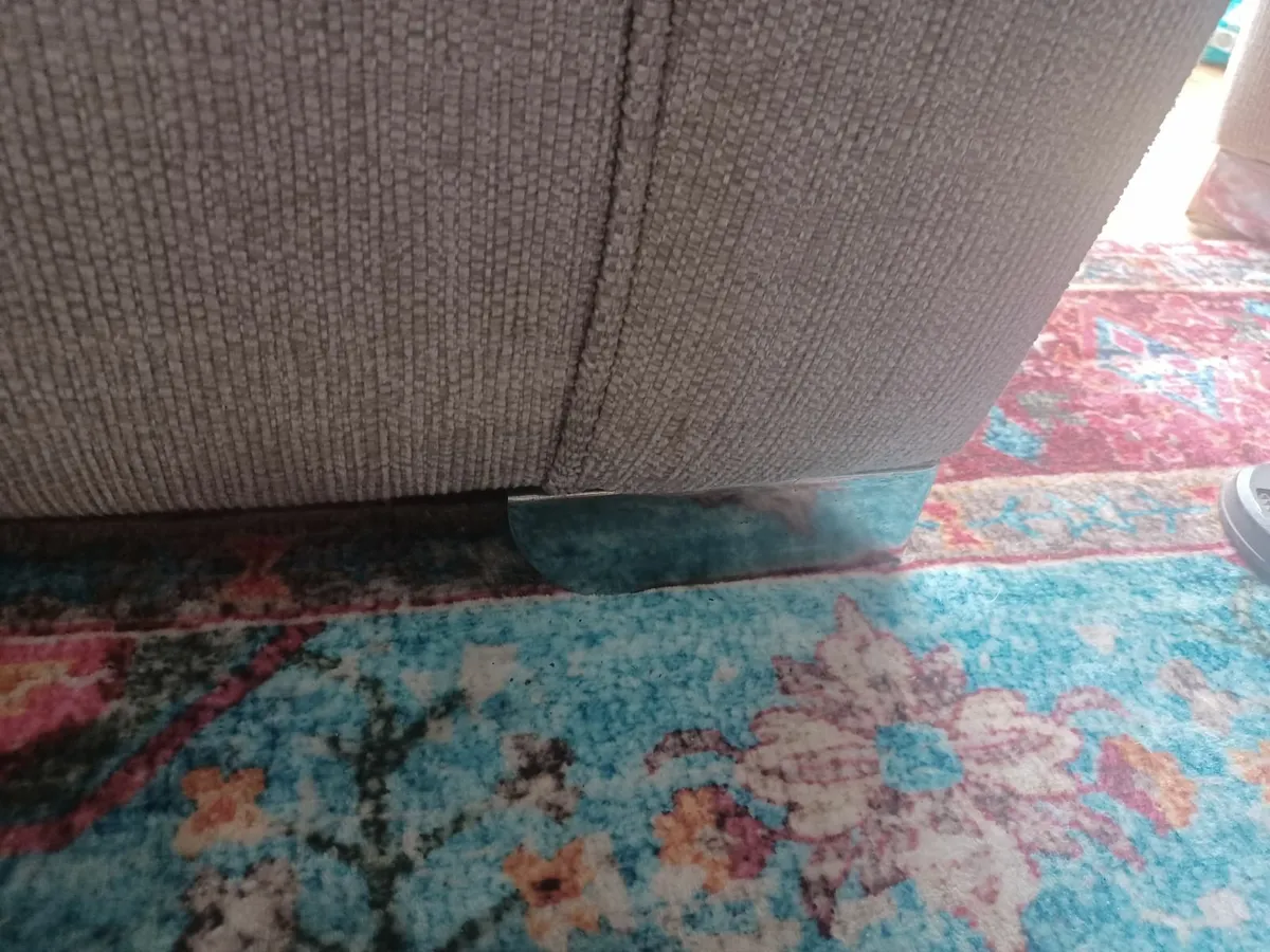 3 Piece Suite - Image 3