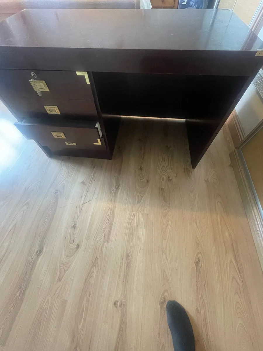 Office/ Bedroom table - Image 2