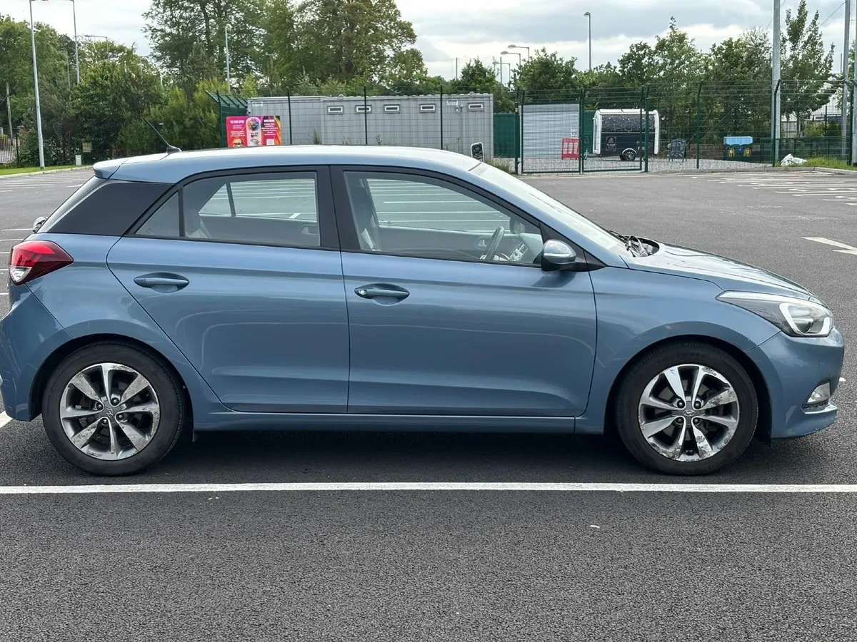 Hyundai i20 SE 1.4 CRDI 2015 NCT:09/2026 - Image 2