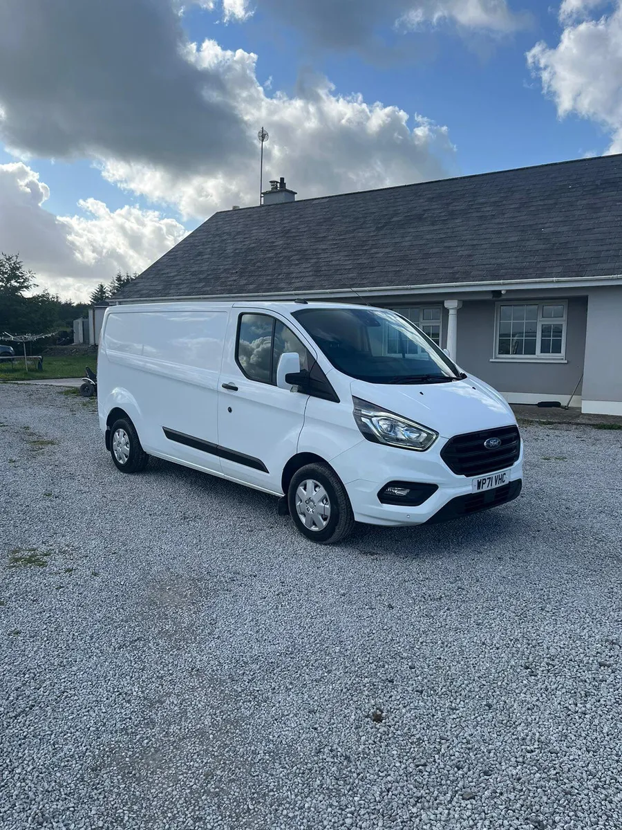 Ford Transit Custom 2021 - Image 2
