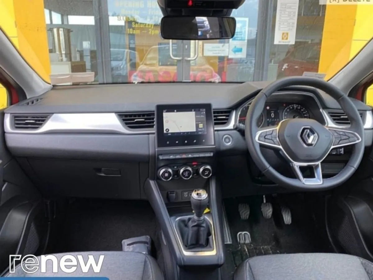 Renault Captur TCe 90 Evolution - Image 2