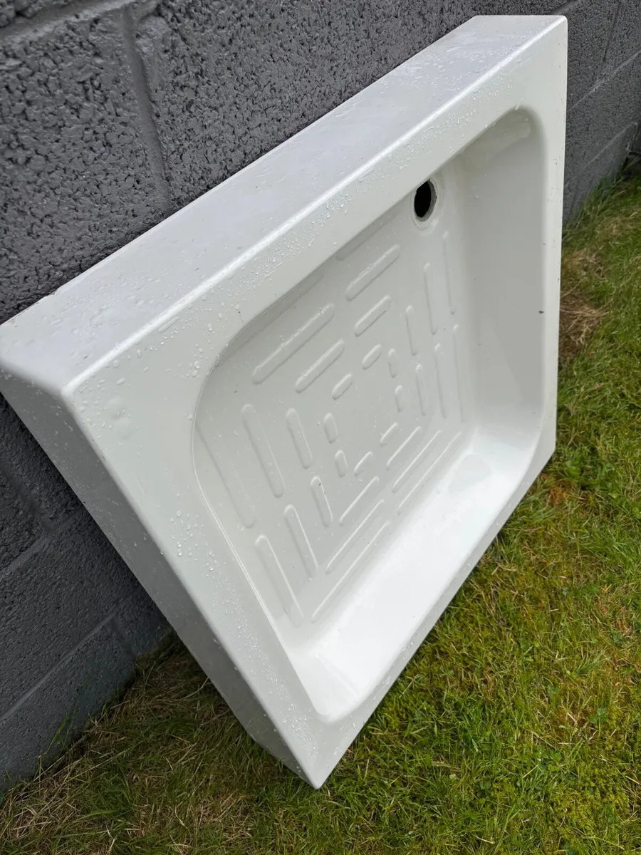 Shower tray - Image 2