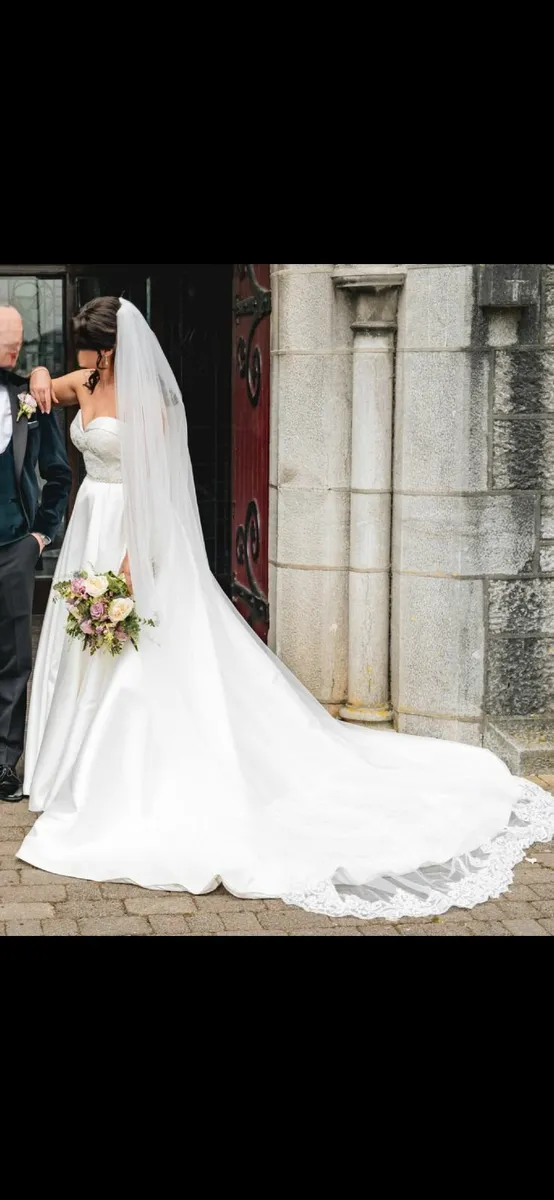 Wedding Dress - Image 4