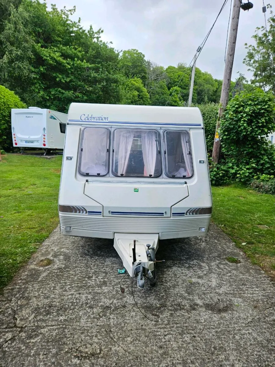 Abi celebration 380-2 caravan - Image 3