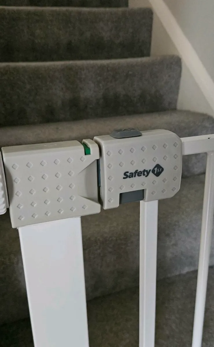 Safety 1st Stairs Gate x2 - Image 3
