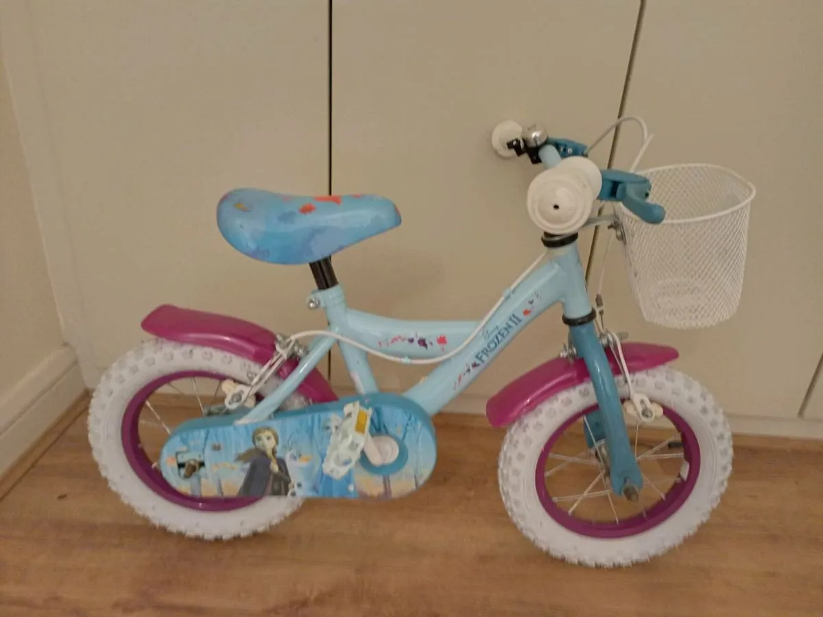 Kids frozen bike size 12 inch wheels. - Image 1
