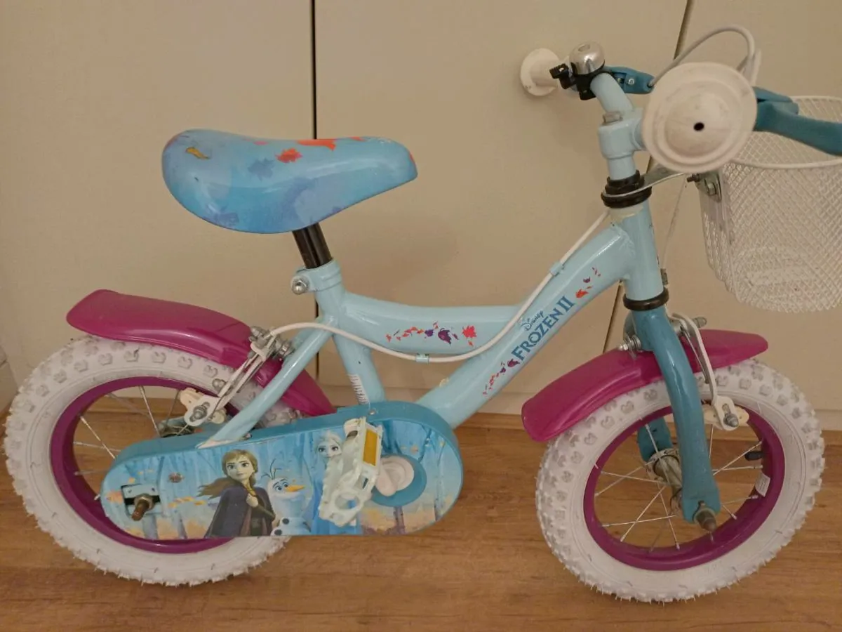Kids frozen bike size 12 inch wheels. - Image 3