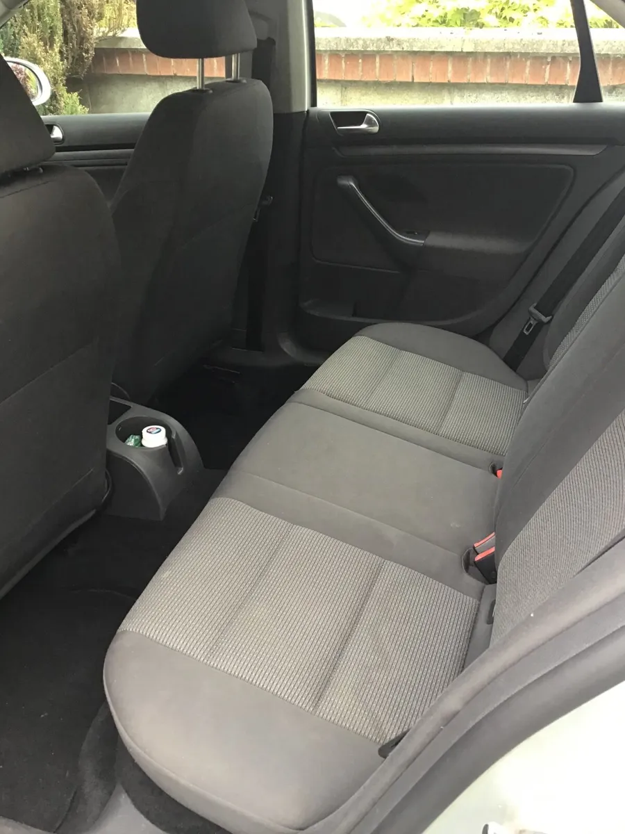 Volkswagen Jetta 2008 - Image 4