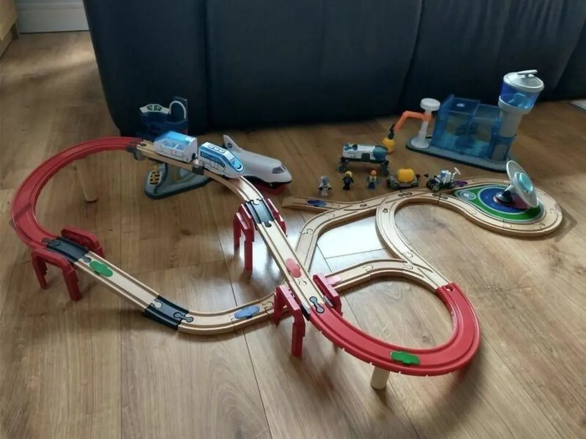 Playtive Train Set Space Station