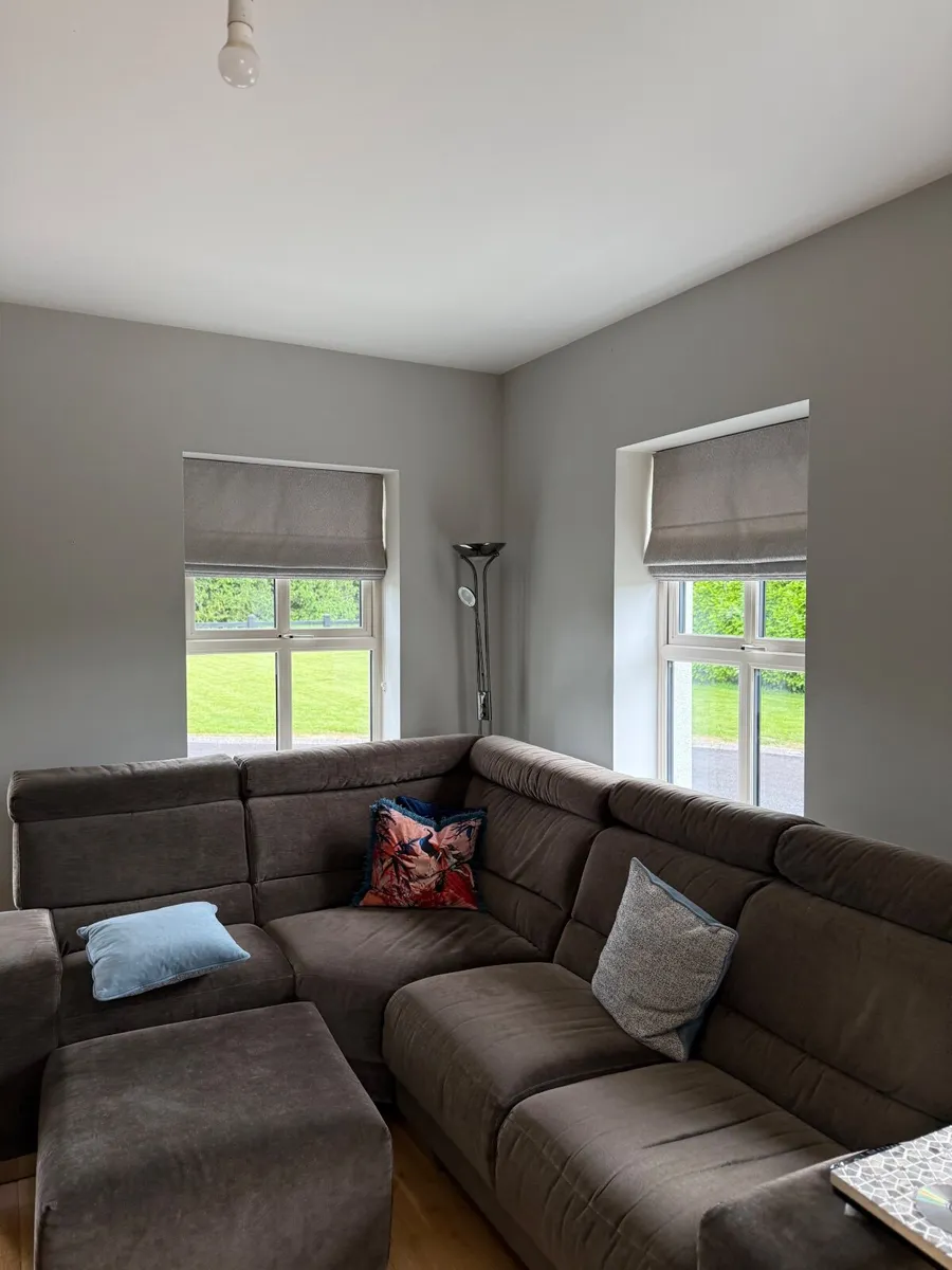 Roman Blinds - Image 1