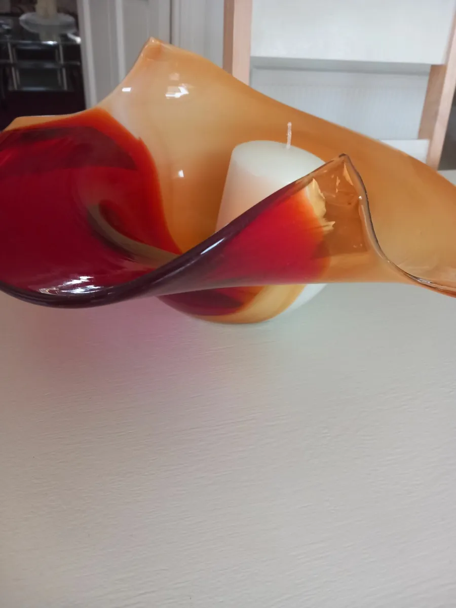 Vase and candle - Image 2