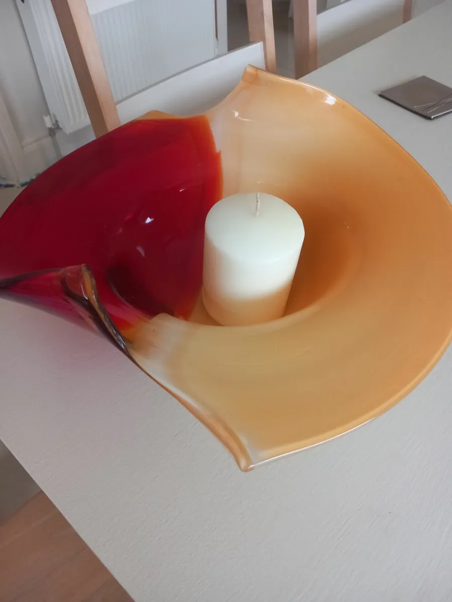 Vase and candle - Image 3