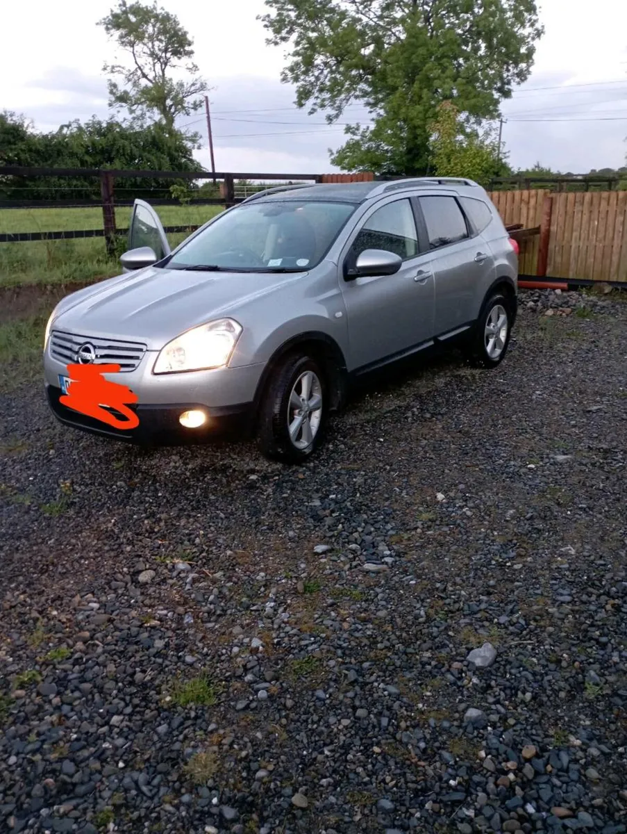 2009 Nissan Qashqai+2 - Image 1