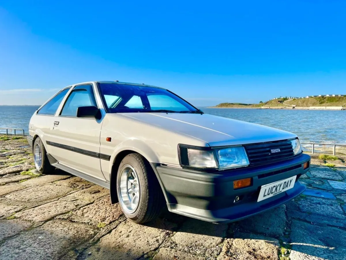 Toyota Corolla GT Coupe AE86 - Image 2