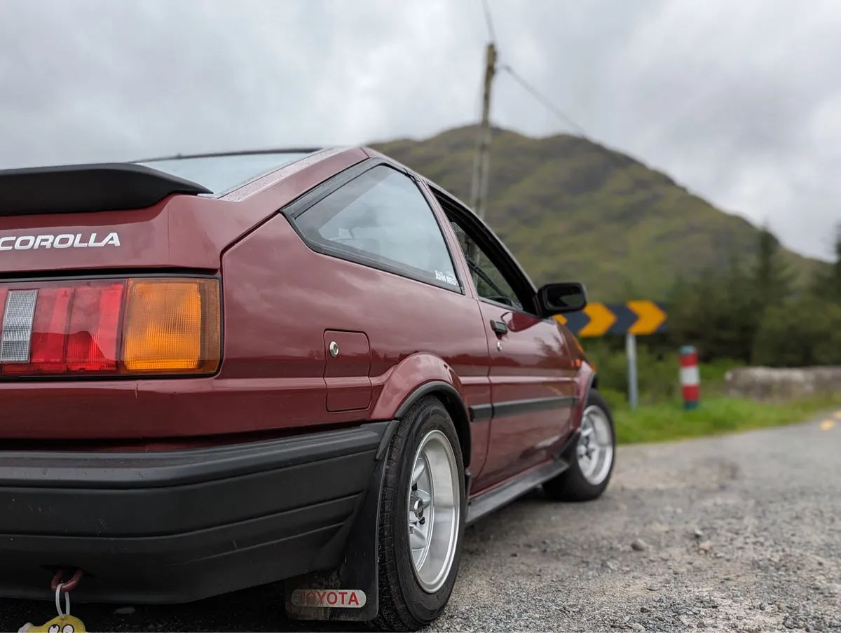 Toyota Corolla GT Coupe AE86 - Image 3