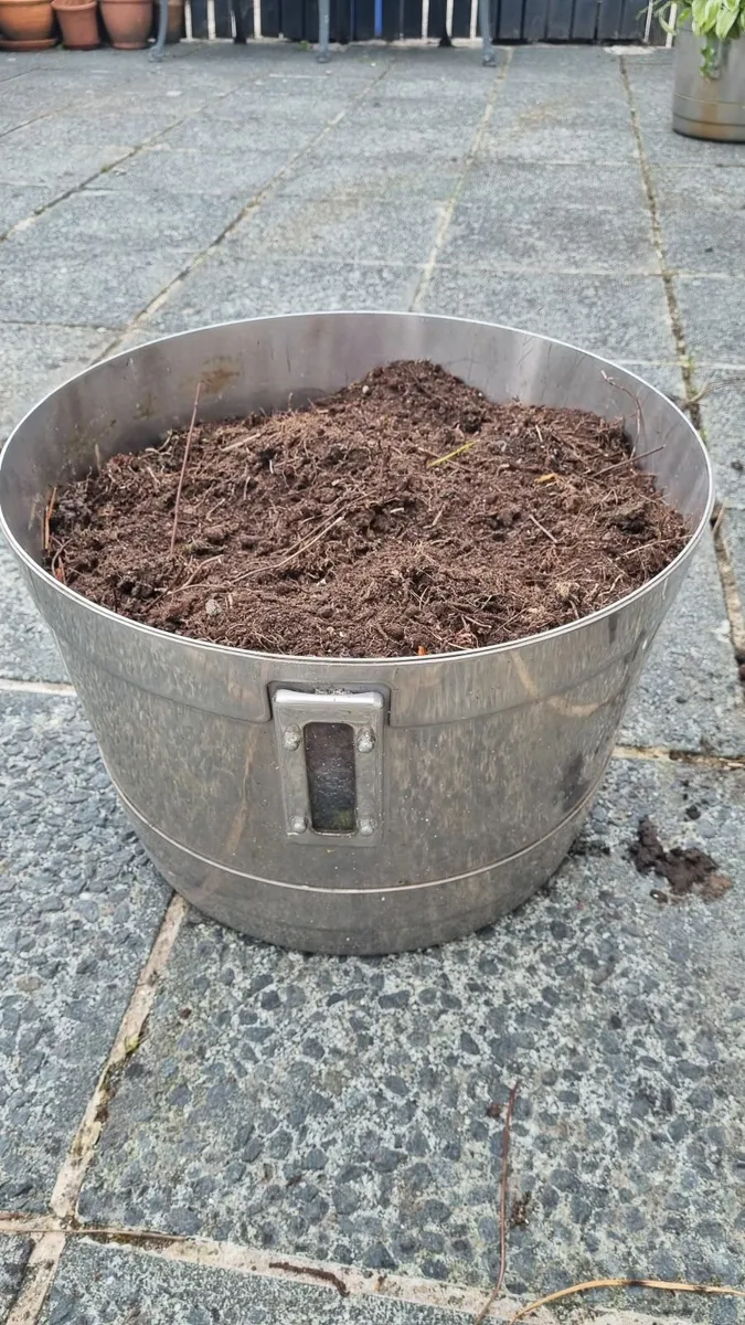 Vintage galvanised metal planter pair - Image 1