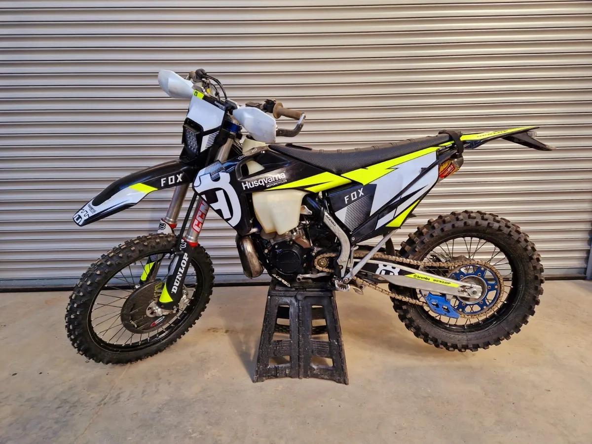 Husqvarna TE300I Rockstar Edition - Image 1