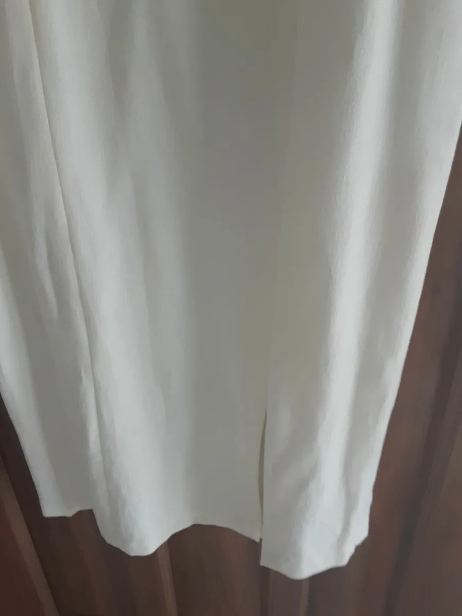 Ladies cream Italian linen dress new - Image 2