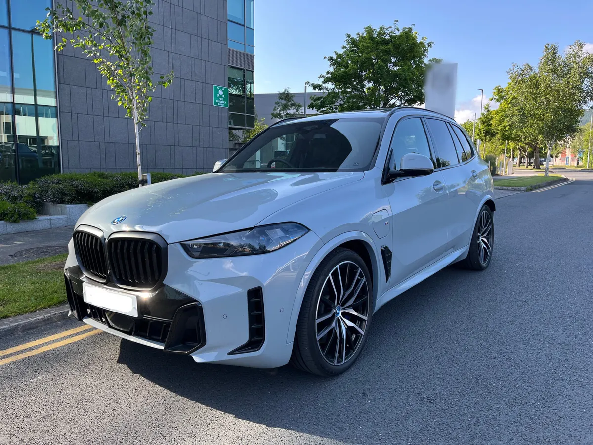 2023 BMW X5 50e M-Sport - Image 4