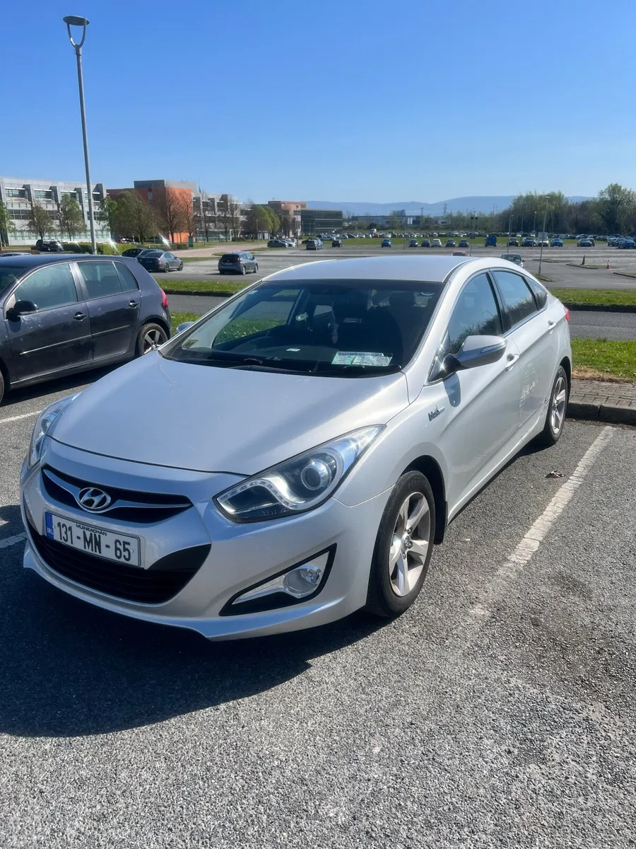 Hyundai i40 2013 - Image 2