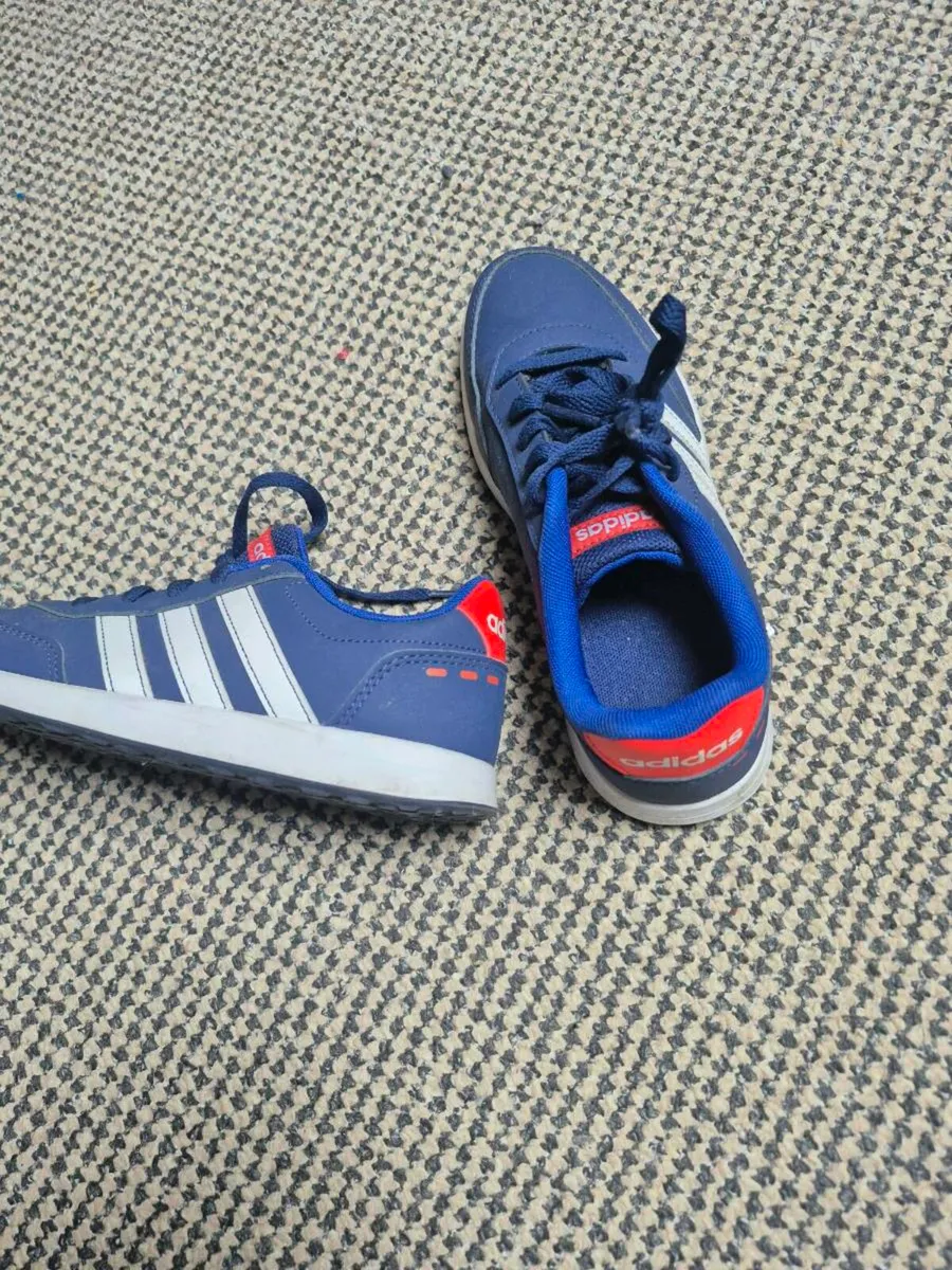 Kids trainers - Image 1