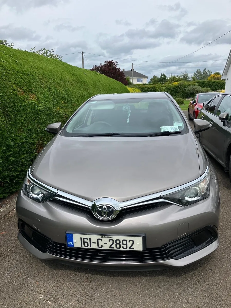 Toyota Auris 2016 - Image 1