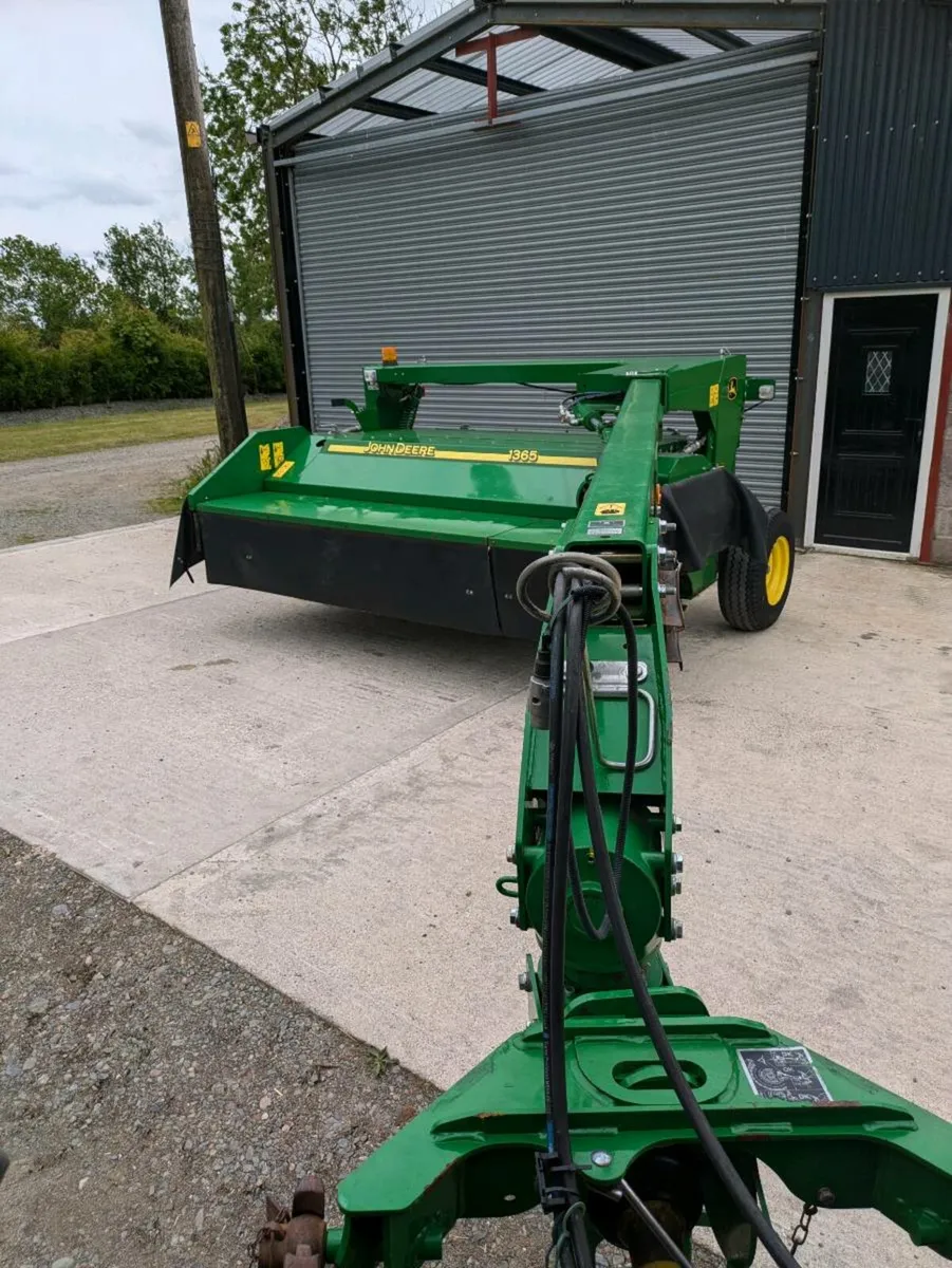 John Deere 1365 - Image 1