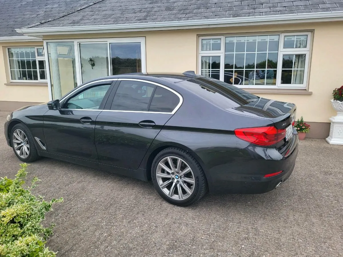 BMW 520D X drive - Image 2
