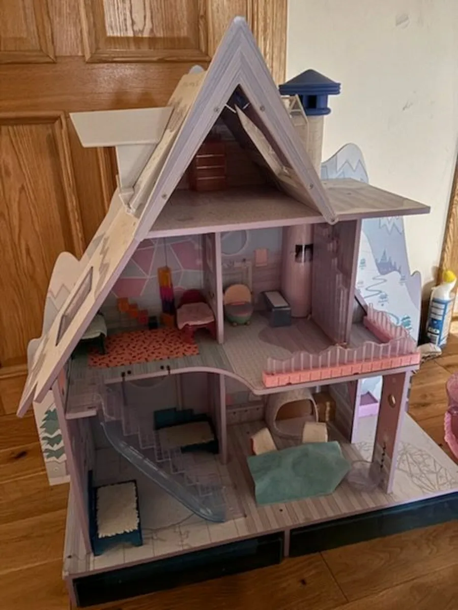 Toys - Image 1