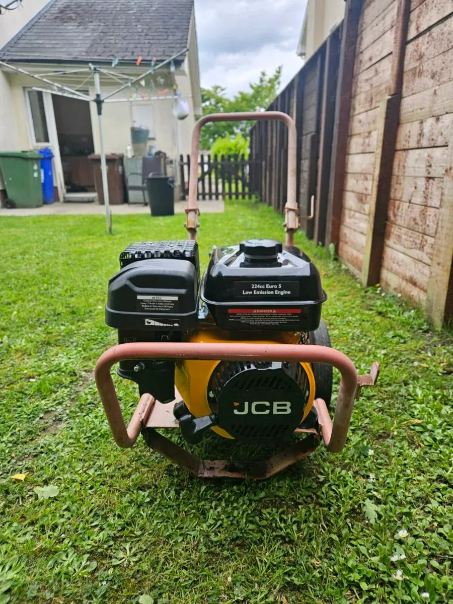 Pressure washer - Image 3
