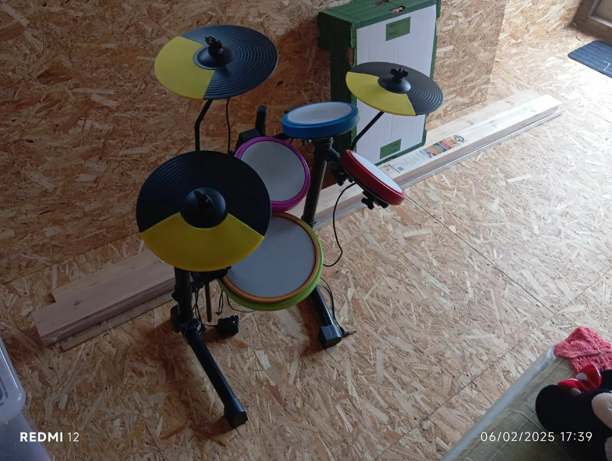 Drum set - Image 1