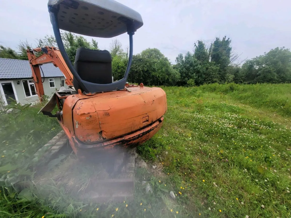 Hitachi ex30 - Image 1