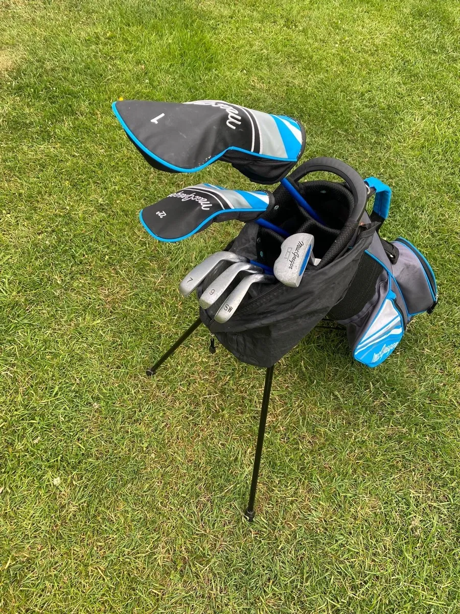 Golf Clubs - Junior- Left handed - Image 1