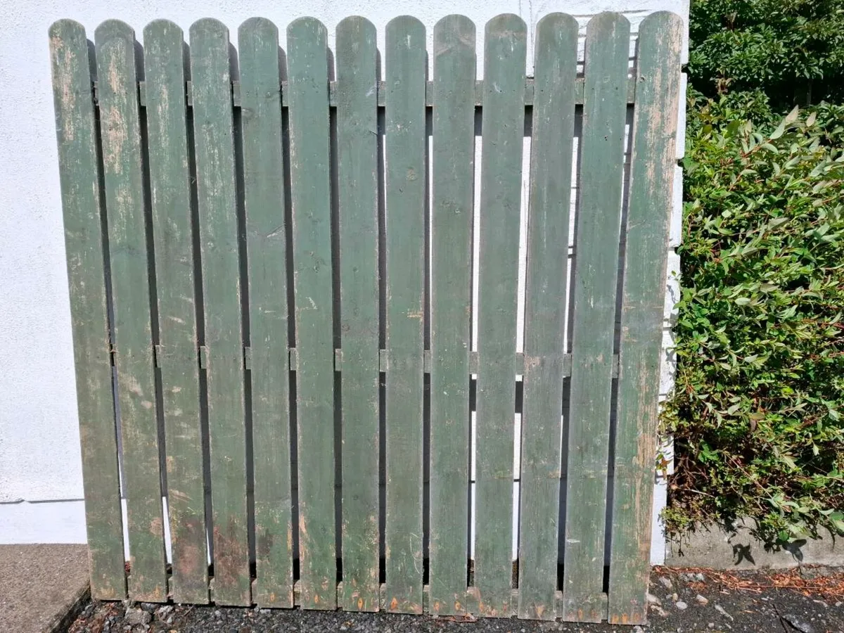 Fence panels - Image 1