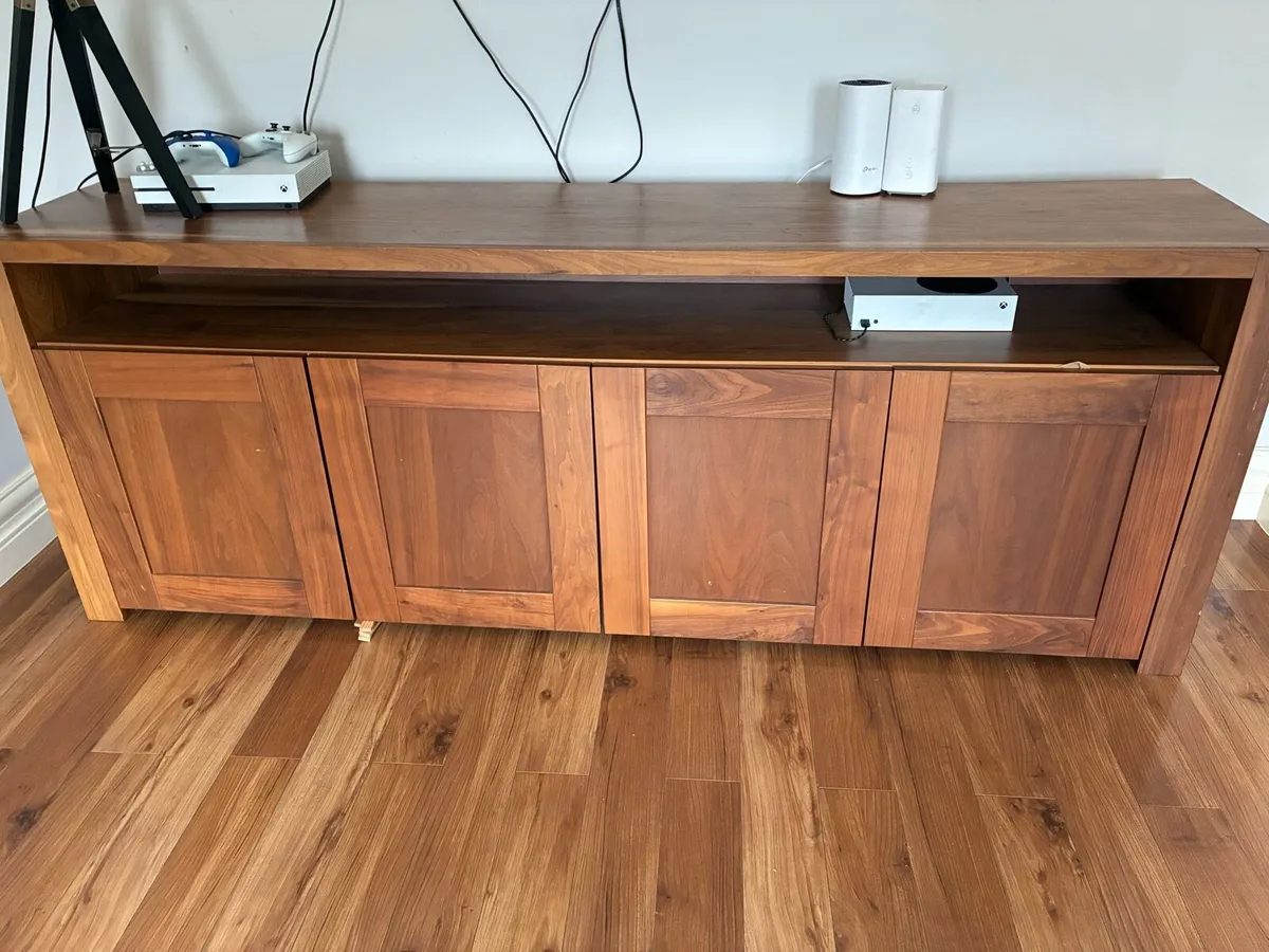 Side board - Image 1
