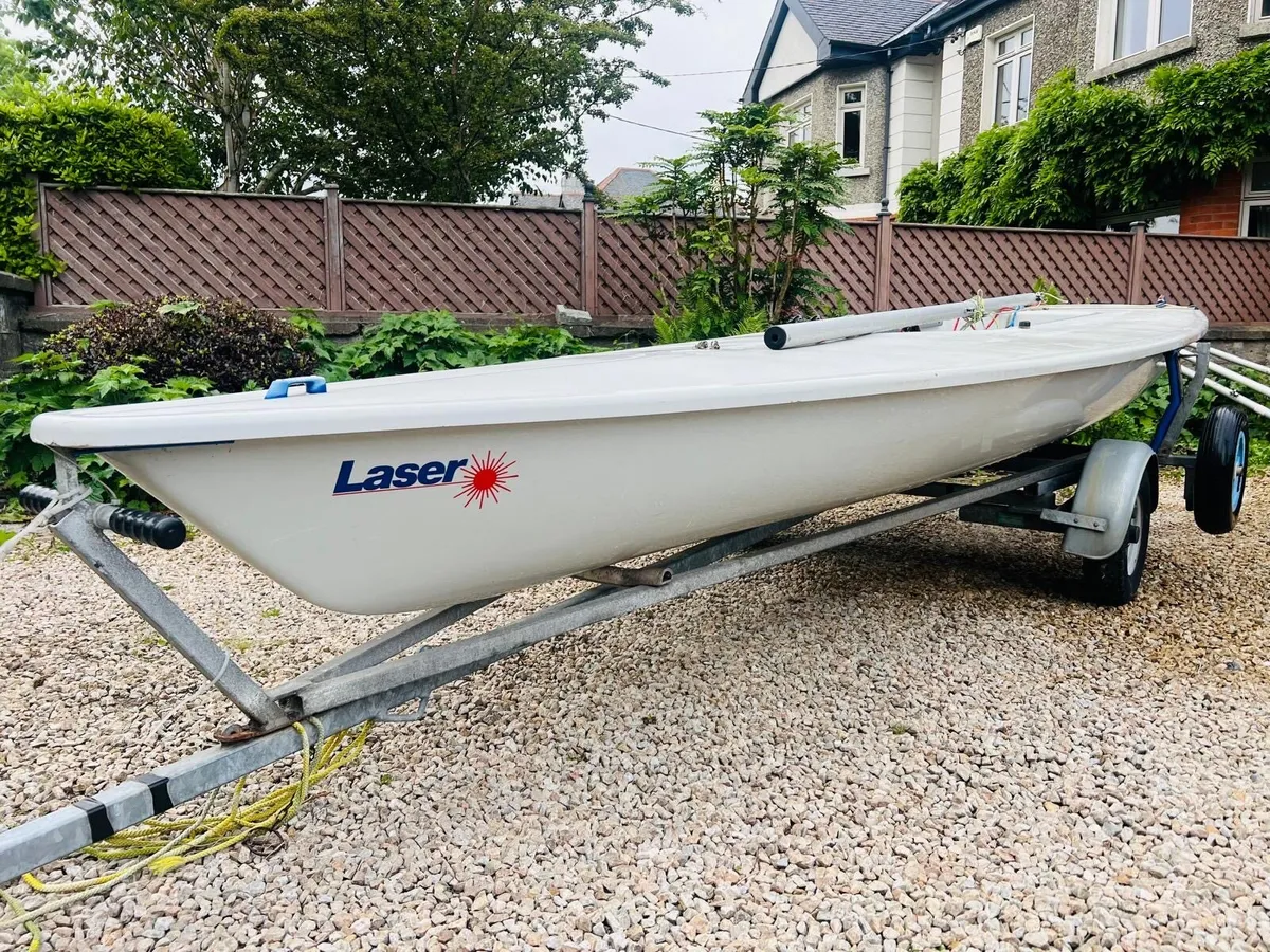 Laser sailing boat - Image 3