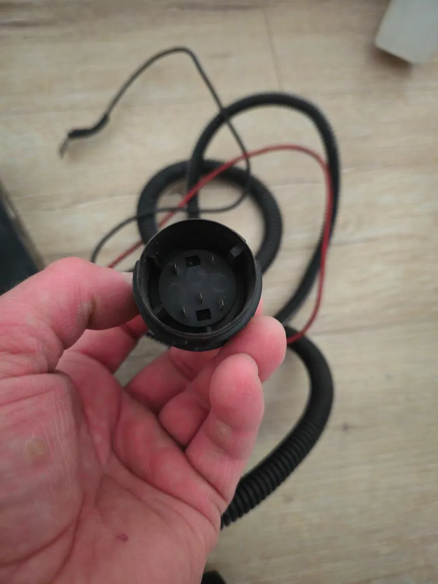 VW 1.9 tdi engine genuine tuning box. - Image 2
