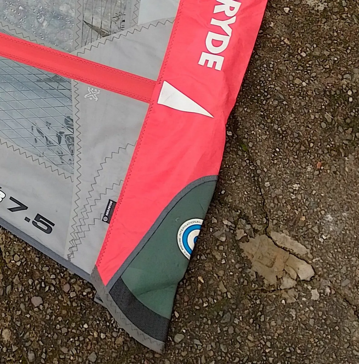Wind surfing sail - Image 2