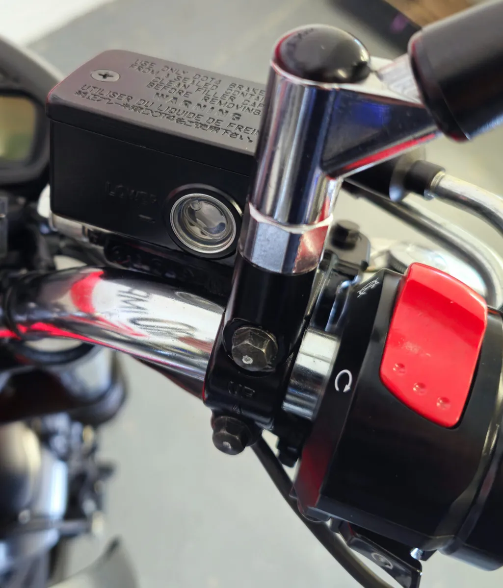 Suzuki Gladius SV 650 - Image 4